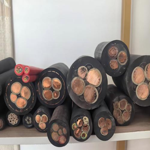 MCP-1.9/3.3KV及以下煤礦用移動(dòng)阻燃采煤機(jī)軟電纜